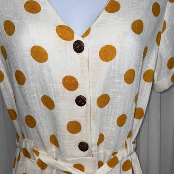 Monteau White and Yellow/ Orange  Polka Dot Romper - Picture 7 of 9